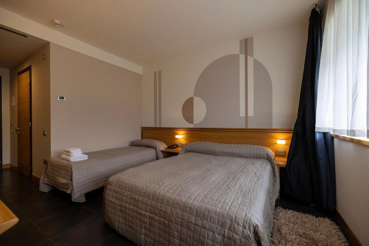 Hotel Europa بيلونو المظهر الخارجي الصورة